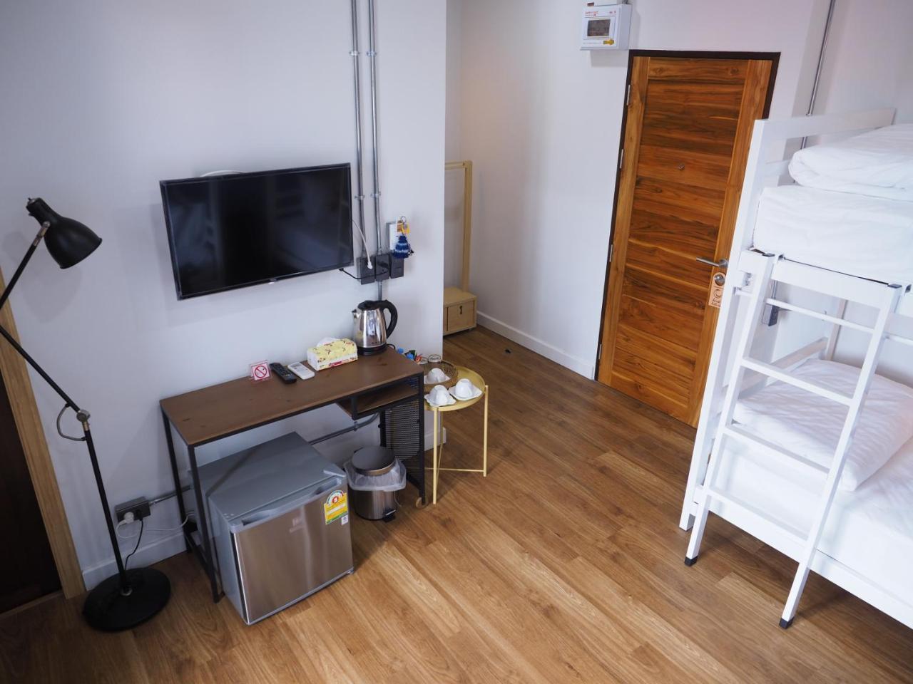 Luck Esan Loft Hotell Ubon Ratchathani Eksteriør bilde