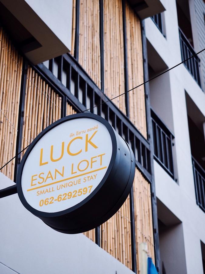 Luck Esan Loft Hotell Ubon Ratchathani Eksteriør bilde