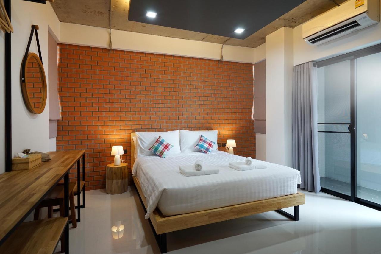 Luck Esan Loft Hotell Ubon Ratchathani Eksteriør bilde